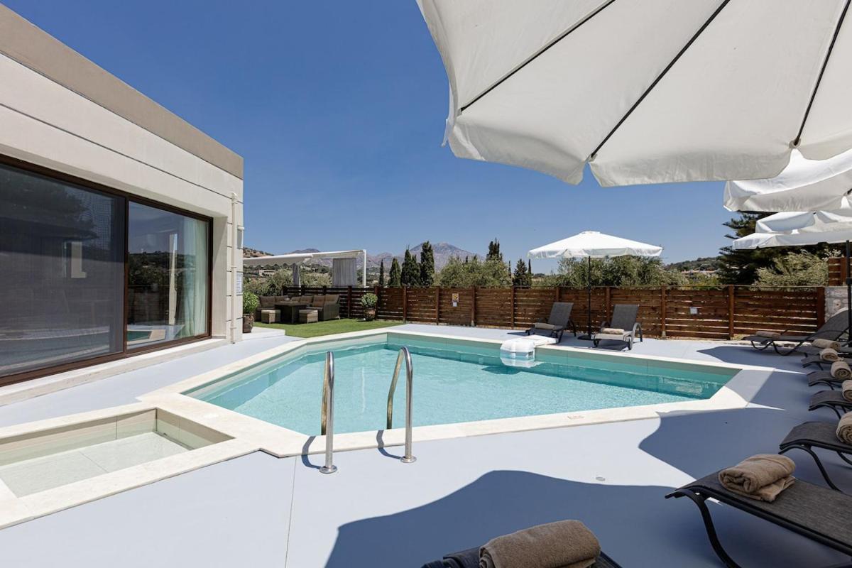 Villa Chnaris - Private Pool And Sauna Perama  Exterior foto