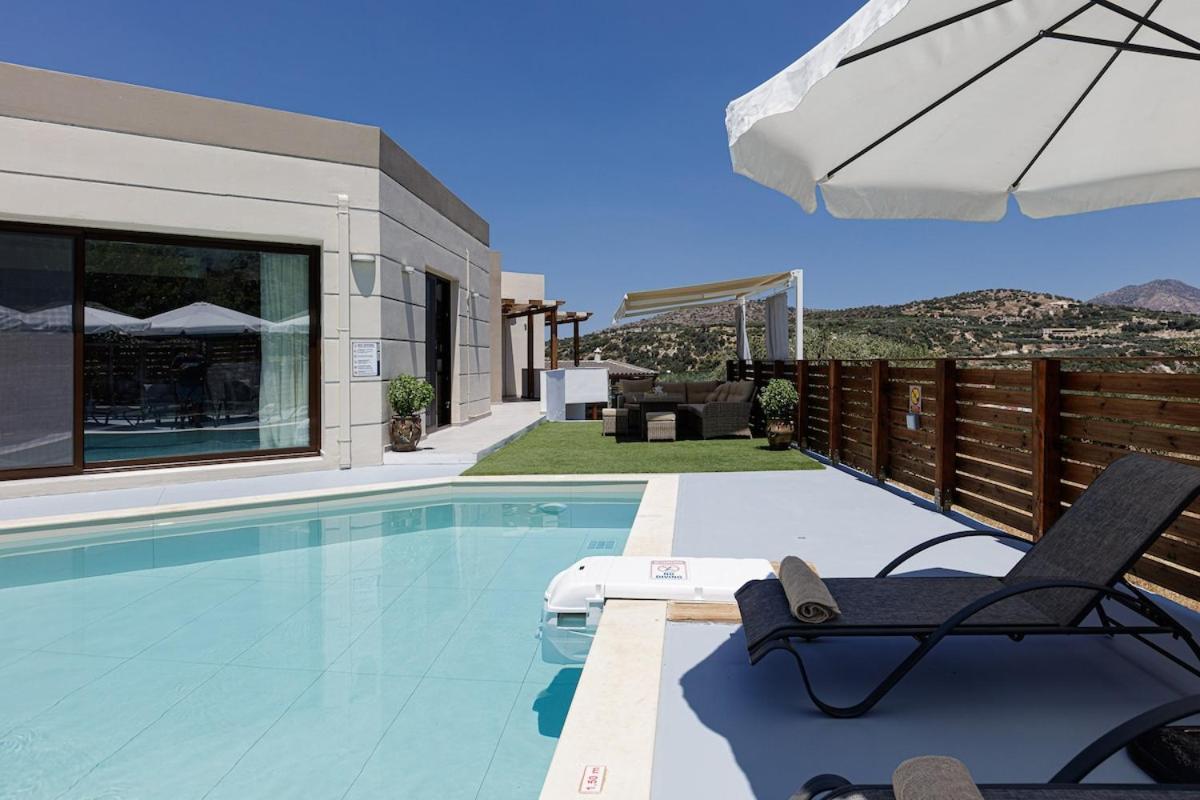 Villa Chnaris - Private Pool And Sauna Perama  Exterior foto