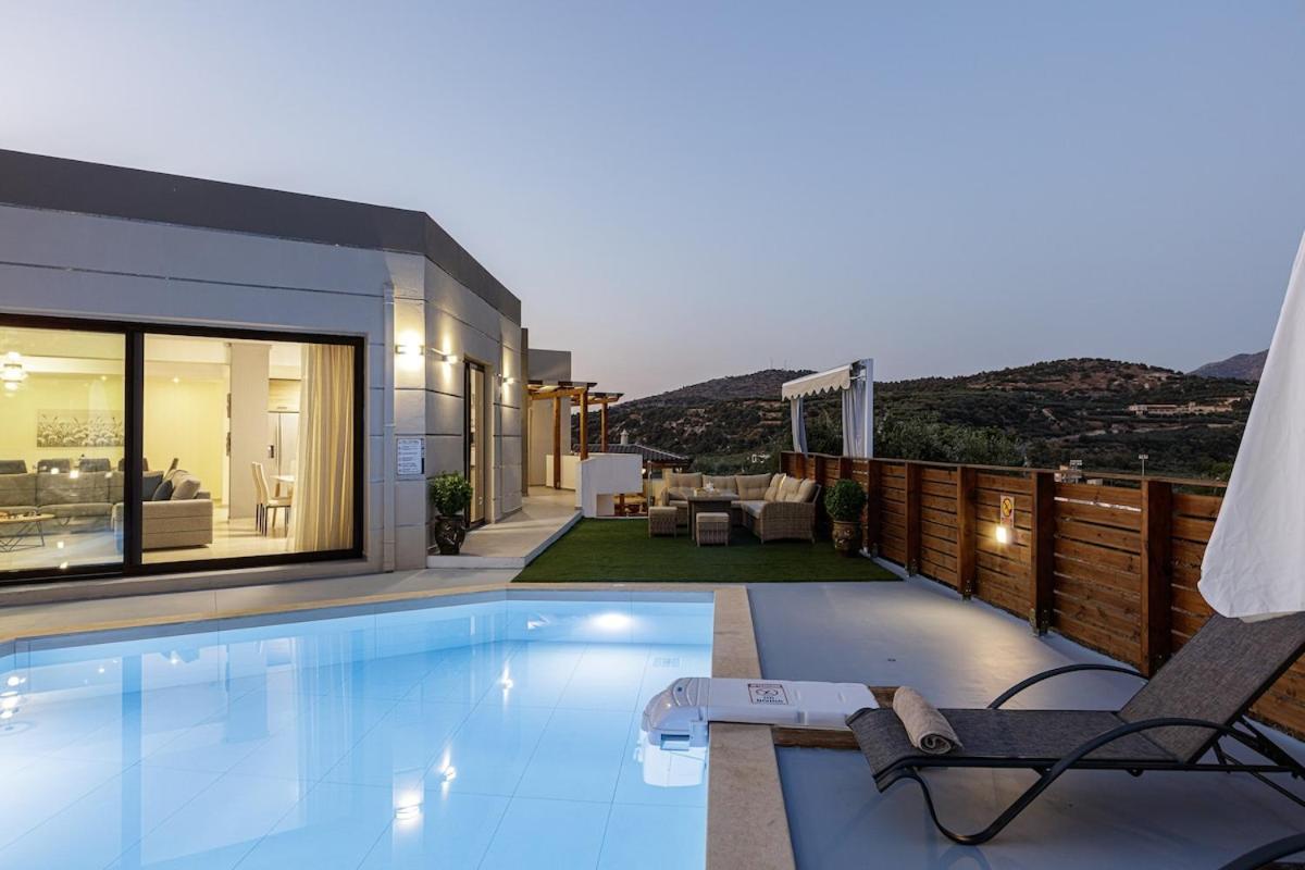 Villa Chnaris - Private Pool And Sauna Perama  Exterior foto